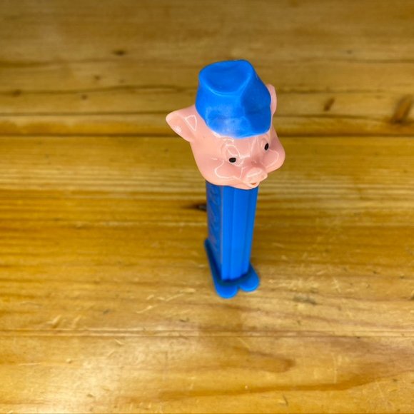 Little Pig Pez Dispenser - Picture 3 of 6